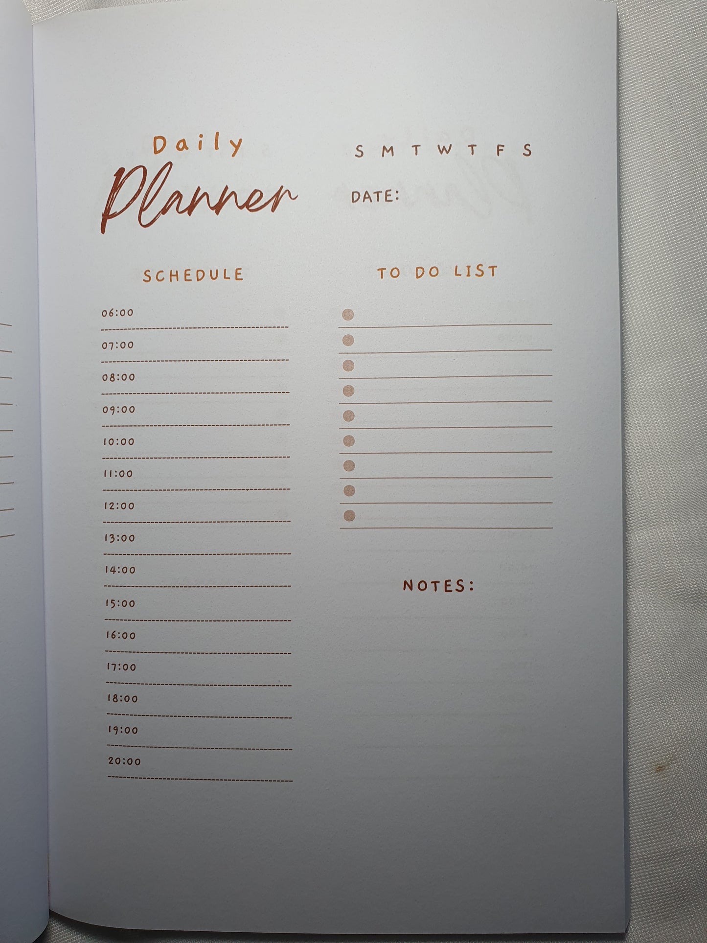 Daily Planner (Hardcover)